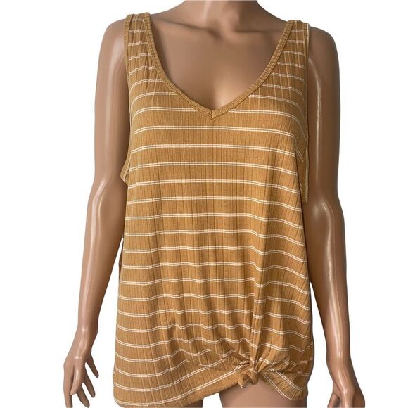 💋Bundle 4 items for $20. Add items💋 to a bundle - Picture 3 of 12